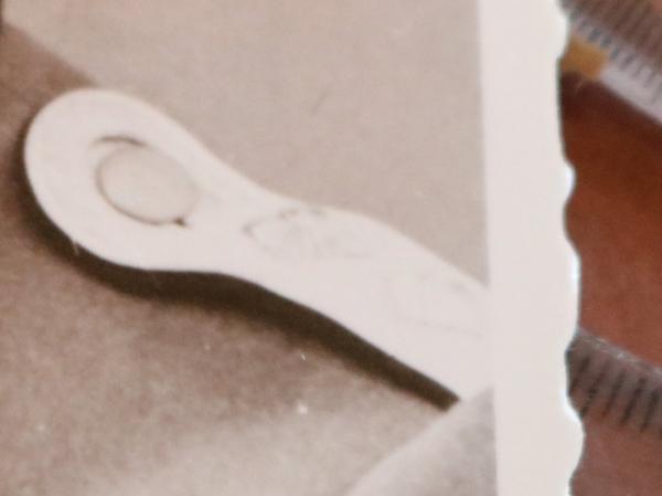 Portrait eines SS-Hauptsturmführers  mit EK II Band und Bandspange - Repro